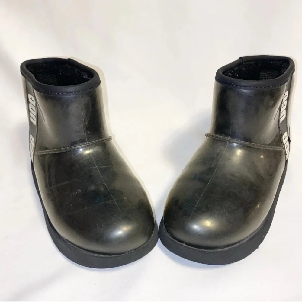 UGG Classic Clear Mini Ankle‎ Winter Boots Womens Size 2 Black